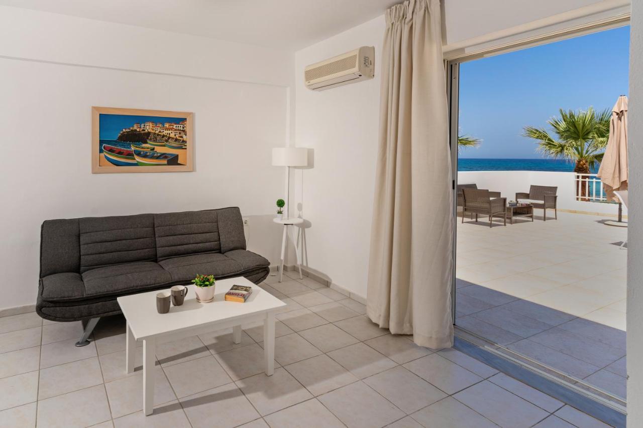 Azure Seaside Apts Magnisia Exterior photo