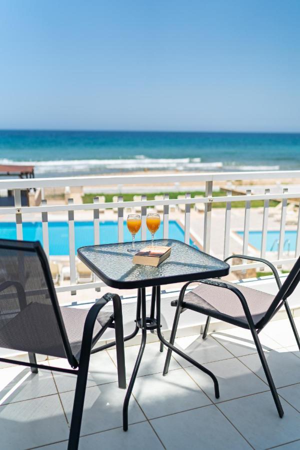 Azure Seaside Apts Magnisia Exterior photo